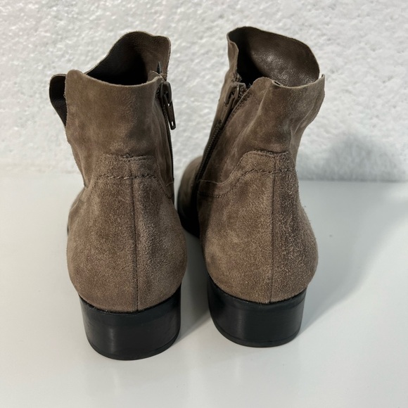 PAUL Green Suede Booties Low Heel Womens Size US 6 (UK 3.5) Designer Boots - Picture 6 of 13